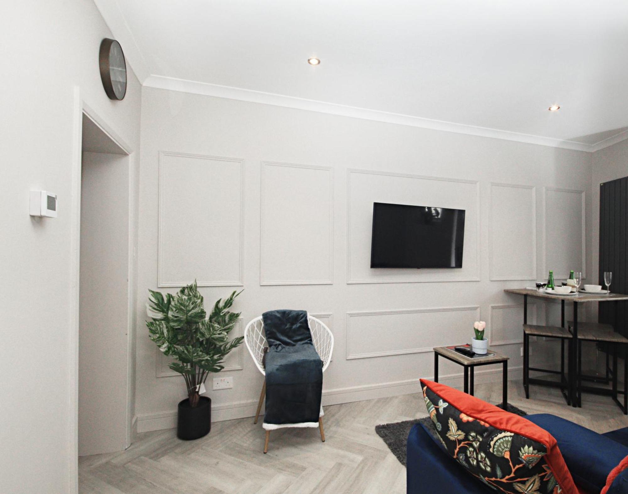 Rayan Heights Cosy 1 Bedroom Flat Sleeps 2 Perfect For Contractors Tourists Families - Free Parking Лондон