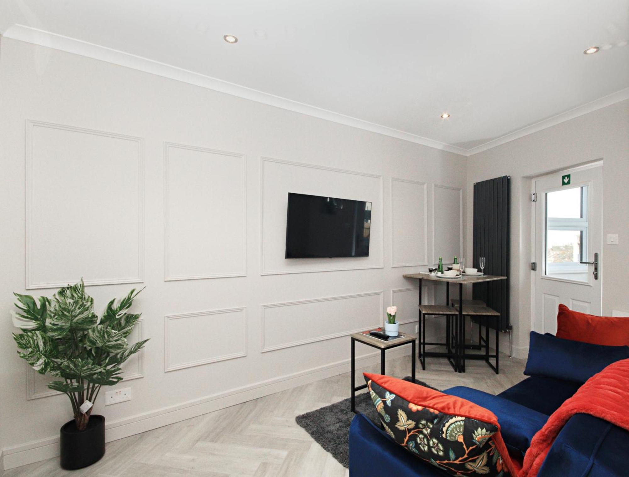 Apartamento Rayan Heights Cosy 1 Bedroom Flat Sleeps 2 Perfect For Contractors Tourists Families - Free Parking *